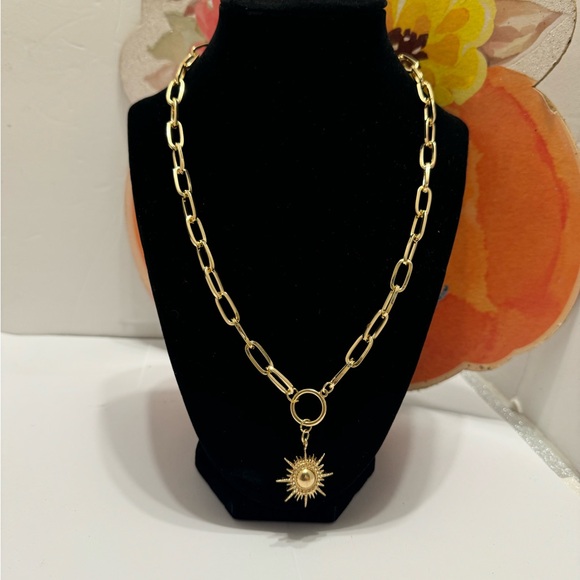 Golden girls statement Necklace, Minimalist Golden Hypoallergenic… - Picture 3 of 6